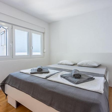 Apartment Robert Crikvenica Ngoại thất bức ảnh