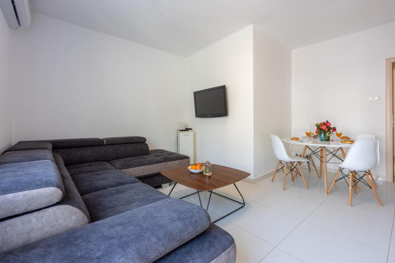 Apartment Robert Crikvenica Ngoại thất bức ảnh