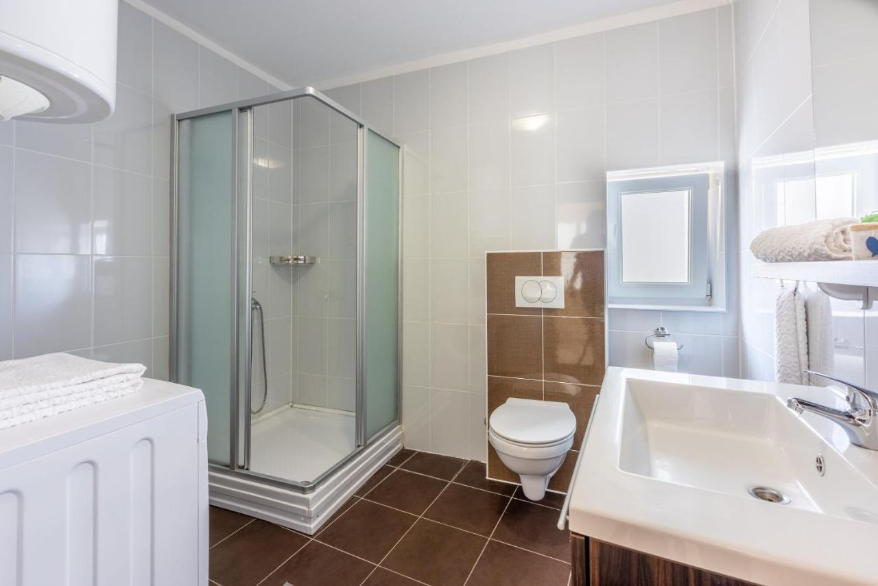 Apartment Robert Crikvenica Ngoại thất bức ảnh