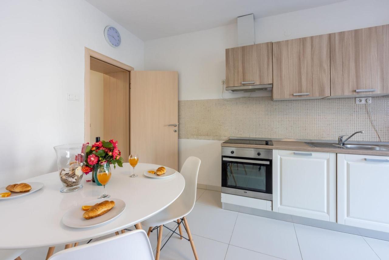 Apartment Robert Crikvenica Ngoại thất bức ảnh